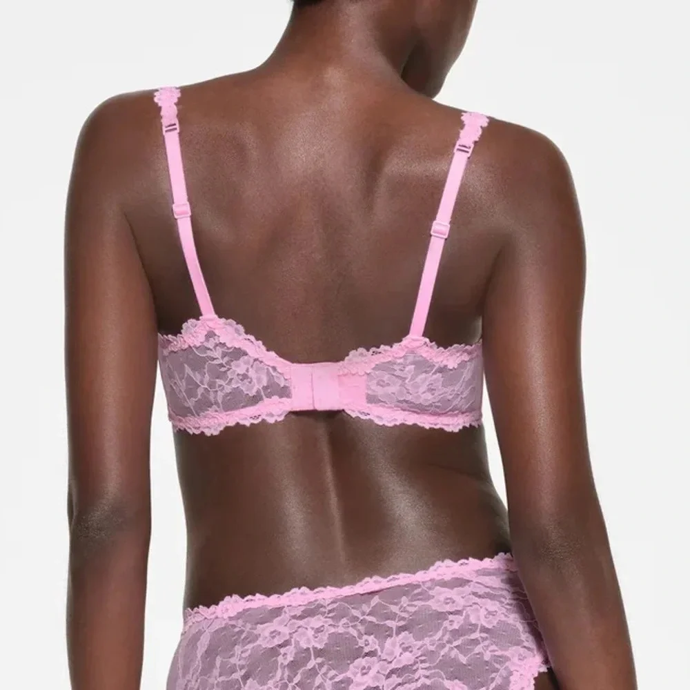 Skims Stretch‎ lace Intimates Underwire Scoop bra Pink BA-SCP-3575 size 46DD - Picture 6 of 8